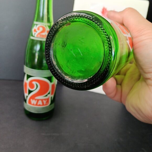 Vintage 2 WAY 10 Oz Glass Pop Bottle Pair Of 2pcs Rare Bottles! - Picture 8 of 13